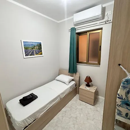 Seafront 2br Xwejni Bay Апартаменты